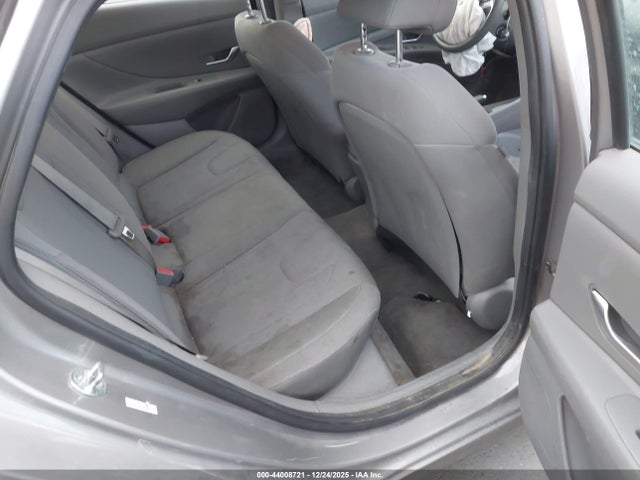 KMHLL4AG7MU142363 Hyundai ELANTRA SE