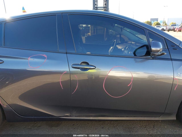 Toyota Prius Prime Plus 2017 JTDKARFP2H3043926 Image 14