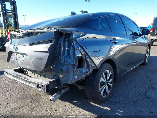 Toyota Prius Prime Plus 2017 JTDKARFP2H3043926 Image 4