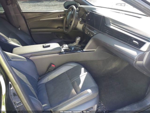 2025 TOYOTA CAMRY 4T1DAACKXSU014531 Photo 4