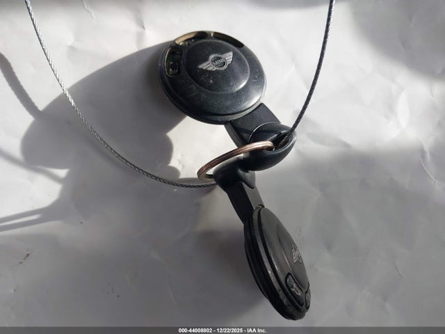 2009 MINI COOPER S WMWMF73549TW83149 Photo 10