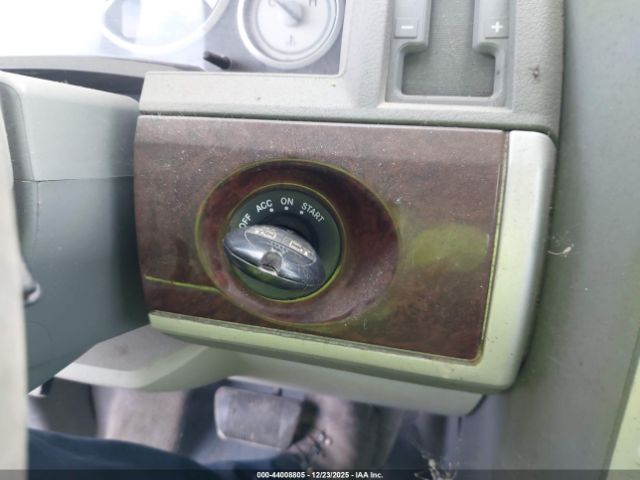 2010 CHRYSLER TOWN & COUNTRY 2A4RR5D1XAR243300 Photo 10