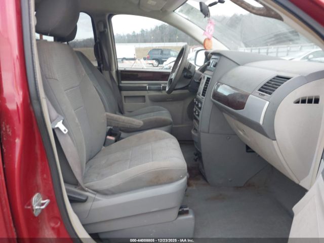 2010 CHRYSLER TOWN & COUNTRY 2A4RR5D1XAR243300 Photo 4