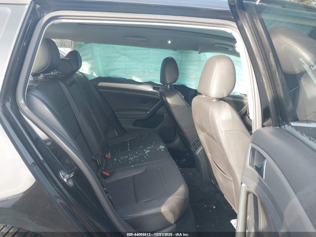 3VWCA7AU3FM514013 Volkswagen Golf Sportwagen Tdi Se 4-door