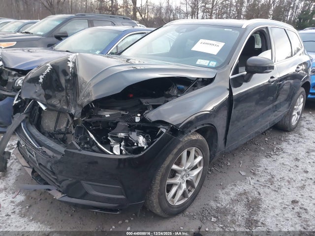 2021 VOLVO XC60 YV4102RK8M1715464 Photo 1