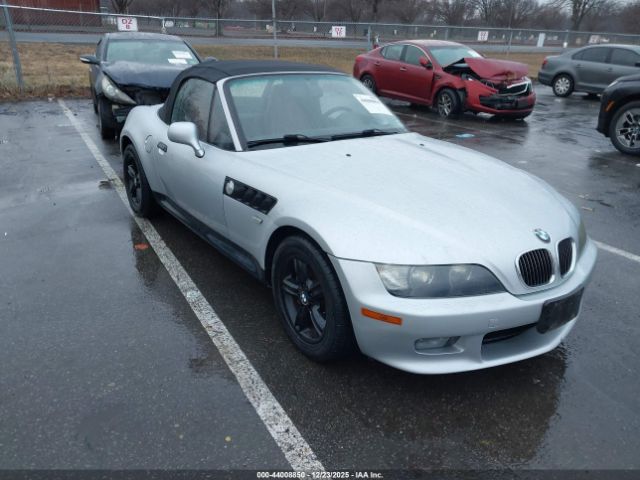 2001 BMW Z3 WBACN33451LM02740