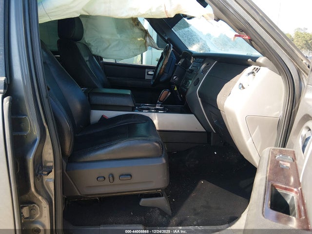 2010 FORD EXPEDITION 1FMJU2A54AEA93538 Photo 4