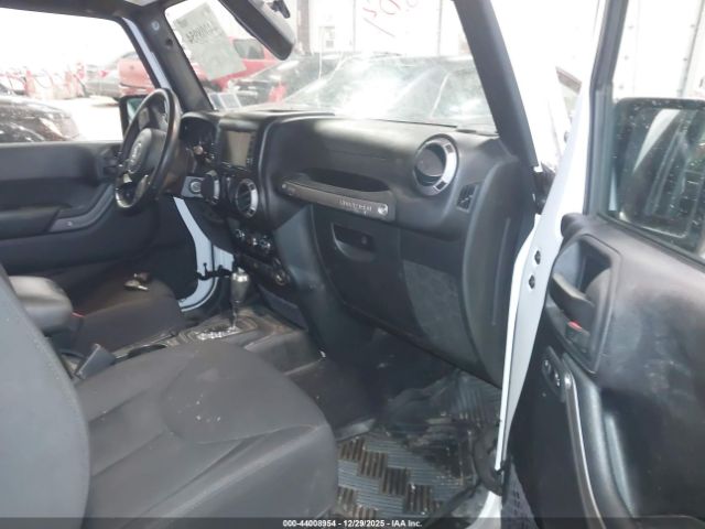 2016 JEEP WRANGLER 1C4AJWAG9GL335458 Photo 4