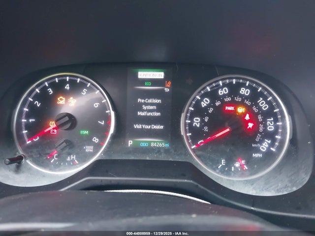 2021 TOYOTA RAV4 2T3P1RFV0MW157418 Photo 6