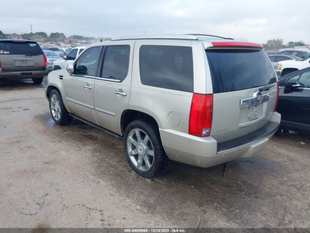 2014 CADILLAC ESCALADE 1GYS3BEF3ER232355 Photo 2