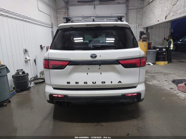 Toyota Sequoia Trd Pro 2023 7SVAAABAXPX014119 Image 17