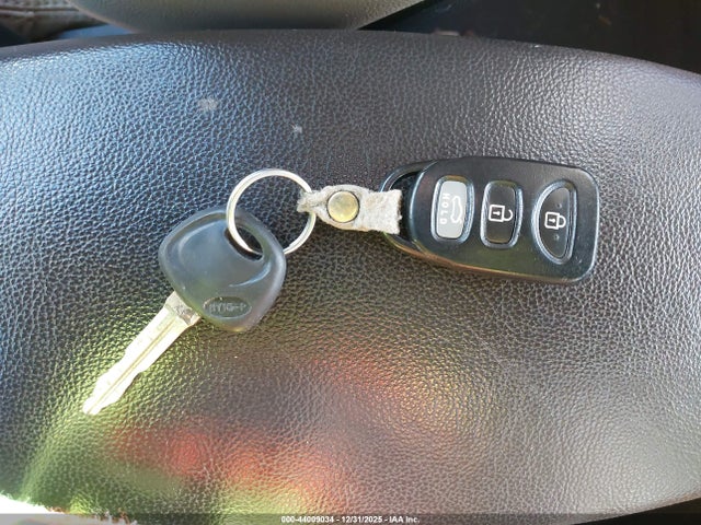 Продажа на аукционе авто 2011 Hyundai Elantra Limited, vin: 5NPDH4AE7BH033076, номер лота: 44009034