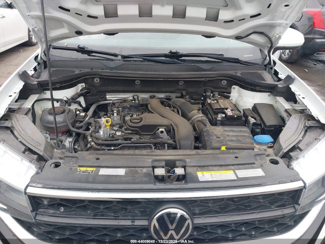 3VVYX7B26NM059100 Volkswagen Taos 1.5t Se