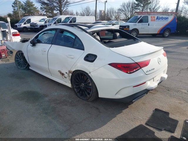 2020 MERCEDES-BENZ CLA 250 WDD5J4GB2LN036075 Photo 2