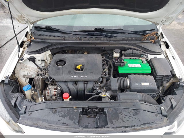Продаж на аукціоні авто 2018 Hyundai Elantra Sel, vin: 5NPD84LF1JH328498, номер лоту: 44009071