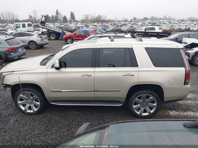 1GYS4MKJ9FR712581 Cadillac Escalade Luxury