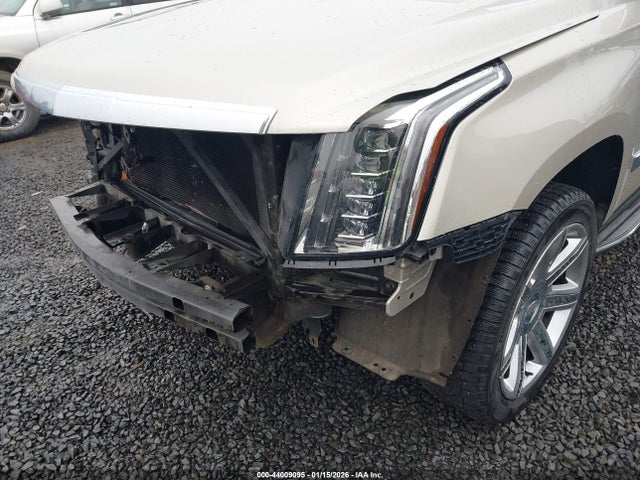 1GYS4MKJ9FR712581 Cadillac Escalade Luxury