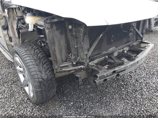 1GYS4MKJ9FR712581 Cadillac Escalade Luxury
