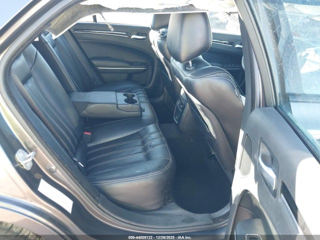 44009122 :رقم المزاد ، 2C3CCABG6PH624335 vin ، 2023 Chrysler 300 300s مزاد بيع