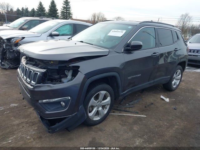 2021 JEEP COMPASS 3C4NJDBB3MT601971 Photo 1