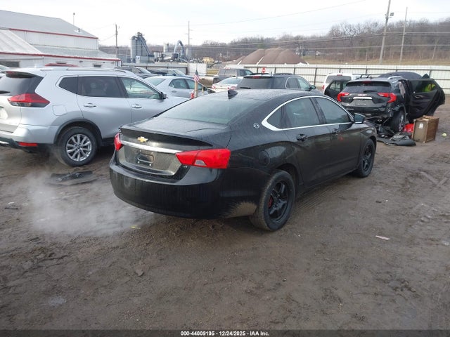 Chevrolet IMPALA 1LT 2018 1G1105SA2JU136298 Image 4