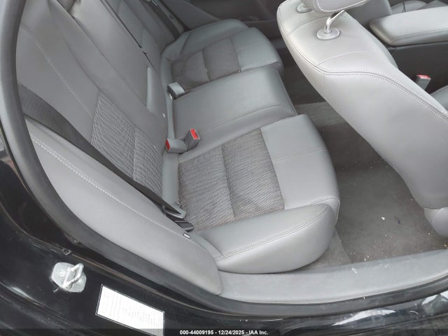 Chevrolet IMPALA 1LT 2018 1G1105SA2JU136298 Image 8