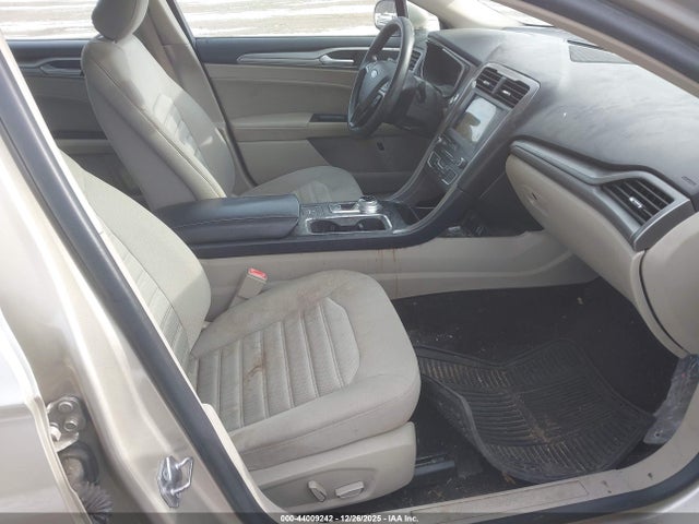 2019 FORD FUSION HYBRID 3FA6P0LU3KR101160 Photo 4