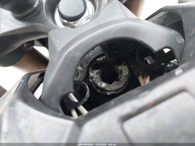 MLHRH1650R5001090 Honda Cb650 R