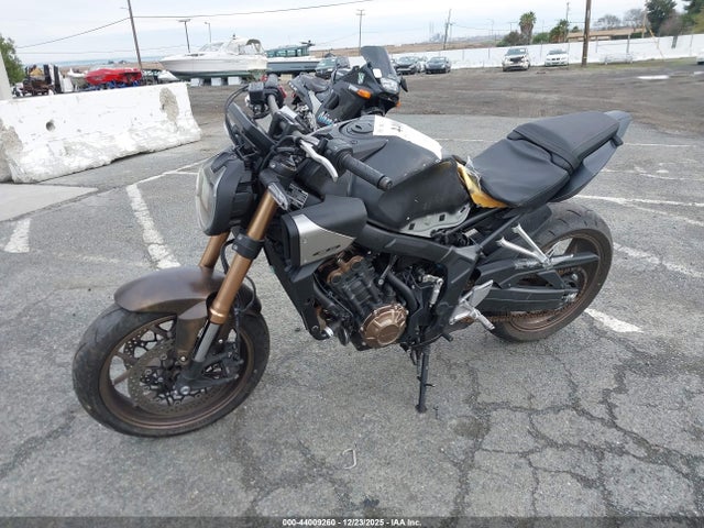 MLHRH1650R5001090 Honda Cb650 R