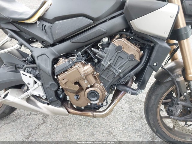 MLHRH1650R5001090 Honda Cb650 R
