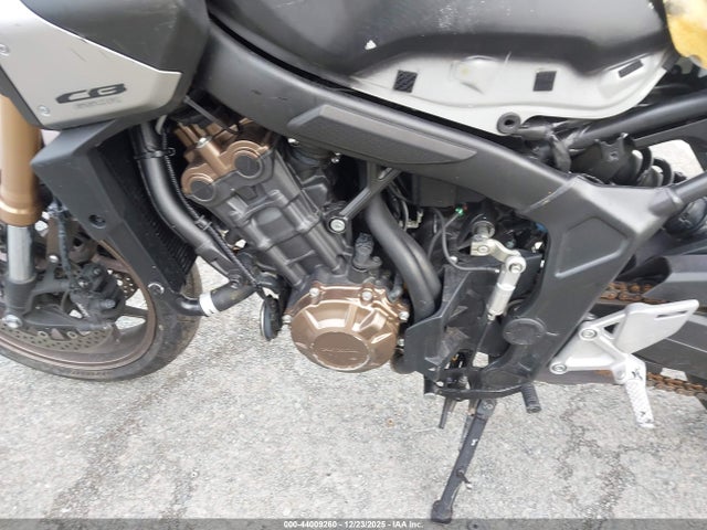 MLHRH1650R5001090 Honda Cb650 R