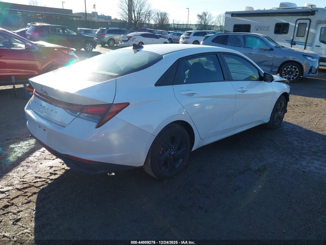 Aukcja sprzedaży 2022 Hyundai Elantra Sel, vin: 5NPLM4AG2NH053748, numer aukcji: 44009276
