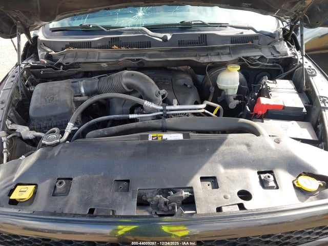 44009287 :رقم المزاد ، 1C6RR6KT4JS155266 vin ، 2018 Ram 1500 Express  4x2 5'7 Box مزاد بيع
