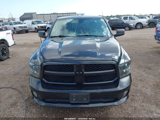 44009287 :رقم المزاد ، 1C6RR6KT4JS155266 vin ، 2018 Ram 1500 Express  4x2 5'7 Box مزاد بيع