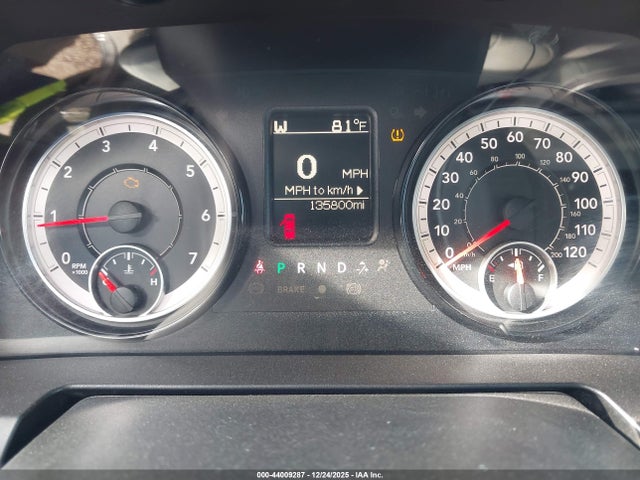 44009287 :رقم المزاد ، 1C6RR6KT4JS155266 vin ، 2018 Ram 1500 Express  4x2 5'7 Box مزاد بيع