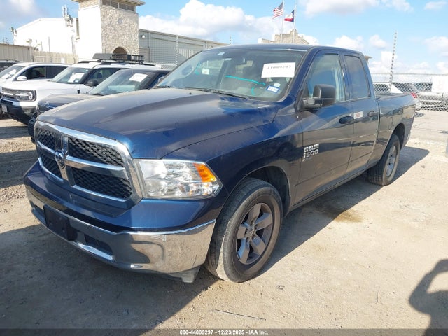 1C6RR6FG4LS144543 RAM 1500 Classic Tradesman 4x2 6&#039;4 Box
