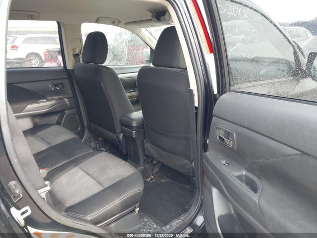 2018 MITSUBISHI OUTLANDER JA4AZ3A36JZ002816 Photo 7