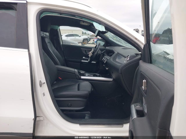 2021 MERCEDES-BENZ GLA 250 W1N4N4GB4MJ117736 Photo 4