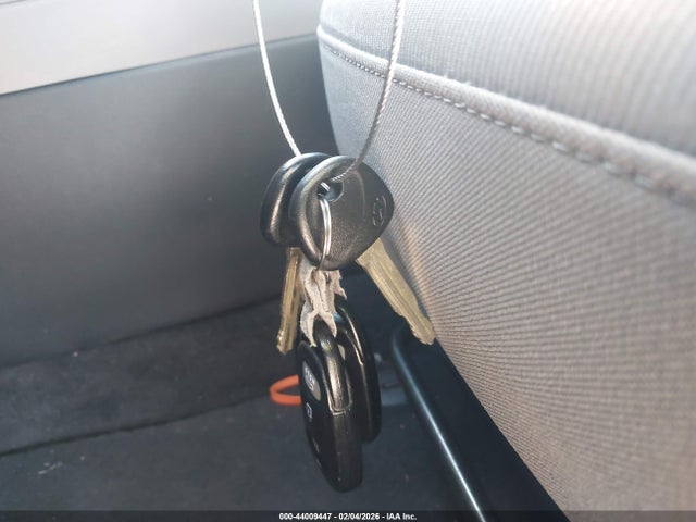 5NPD84LF5JH242952 Hyundai ELANTRA SEL