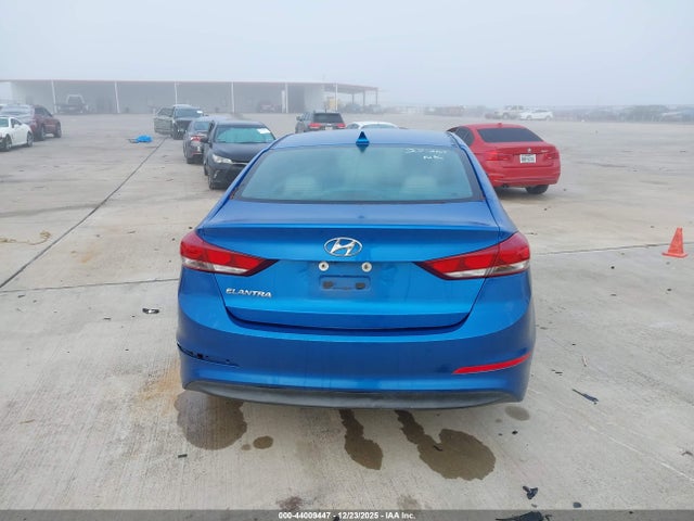 5NPD84LF5JH242952 Hyundai ELANTRA SEL