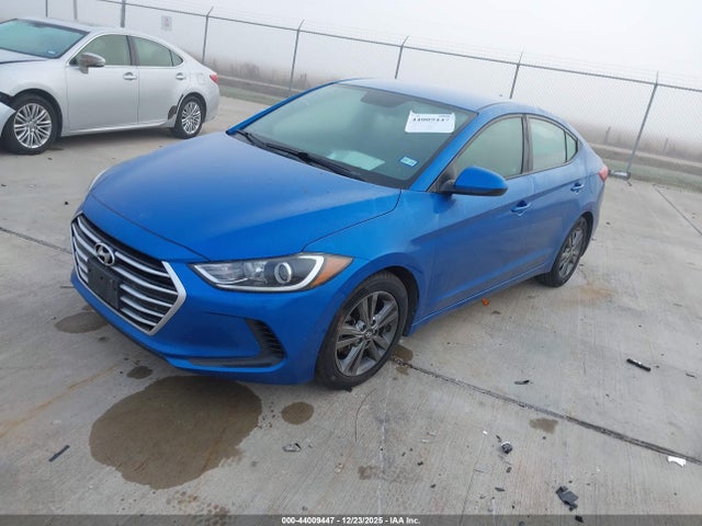 5NPD84LF5JH242952 Hyundai ELANTRA SEL