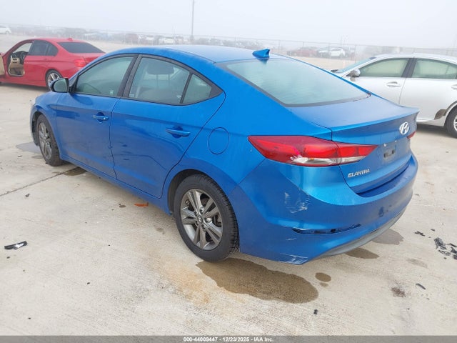 5NPD84LF5JH242952 Hyundai ELANTRA SEL