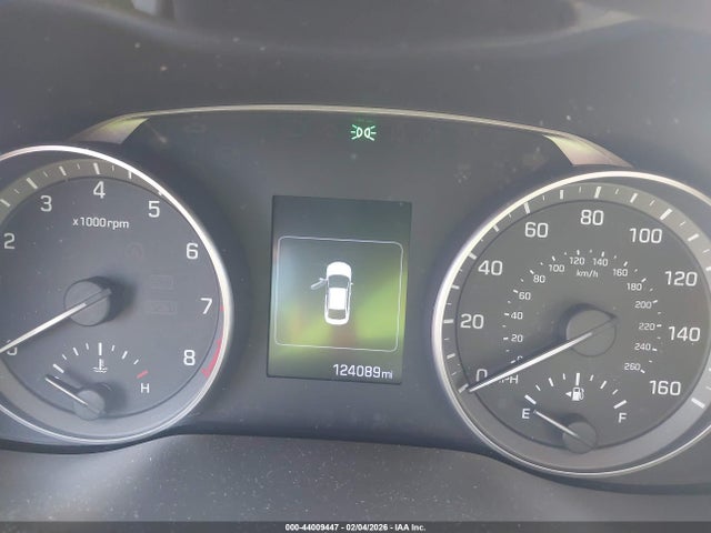 5NPD84LF5JH242952 Hyundai ELANTRA SEL