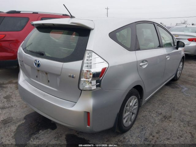 2014 TOYOTA PRIUS V JTDZN3EU2E3302126 Photo 3