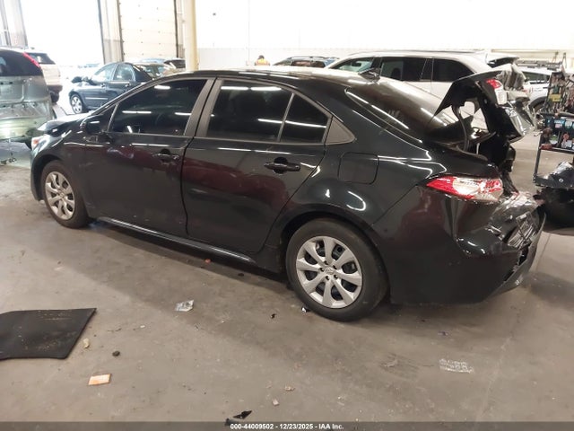 Toyota COROLLA LE 2021 5YFEPMAE9MP222907 Image 3