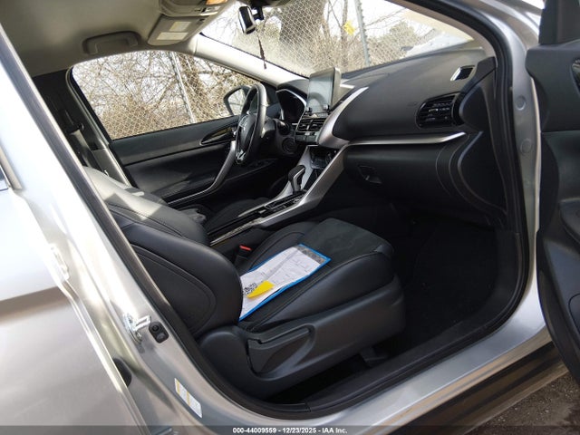 2024 MITSUBISHI ECLIPSE CROSS JA4ATWAA3RZ074196 Photo 4