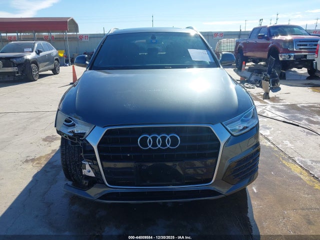 WA1BCCFS2JR011275 Audi Q3 2.0t Premium/2.0t Sport Premium