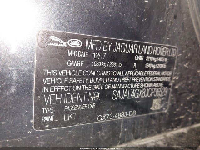 2018 JAGUAR XE SAJAL4GX8JCP36529 Photo 8