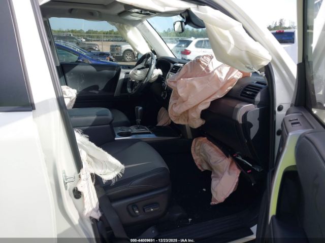 2022 TOYOTA 4RUNNER JTEFU5JR5N5252583 Photo 4