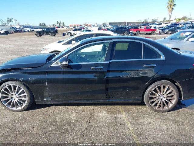 55SWF4JB2GU124250 Mercedes-Benz C 300 Sport